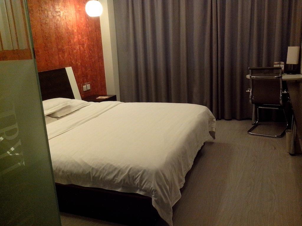 Fairyland Hotel Dongfeng Plaza Kunming Cameră foto